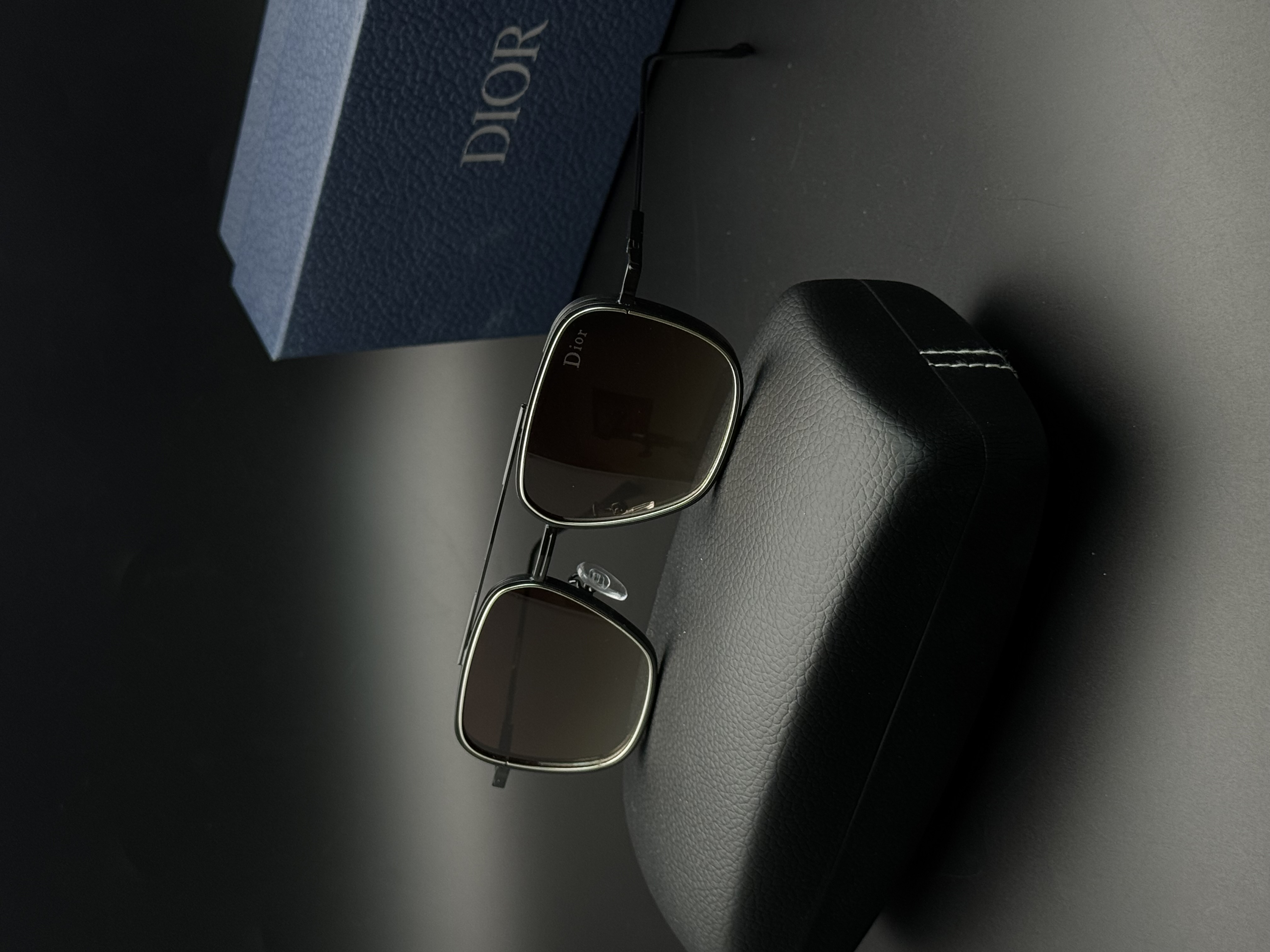 عینک افتابی برند دیور فلزی